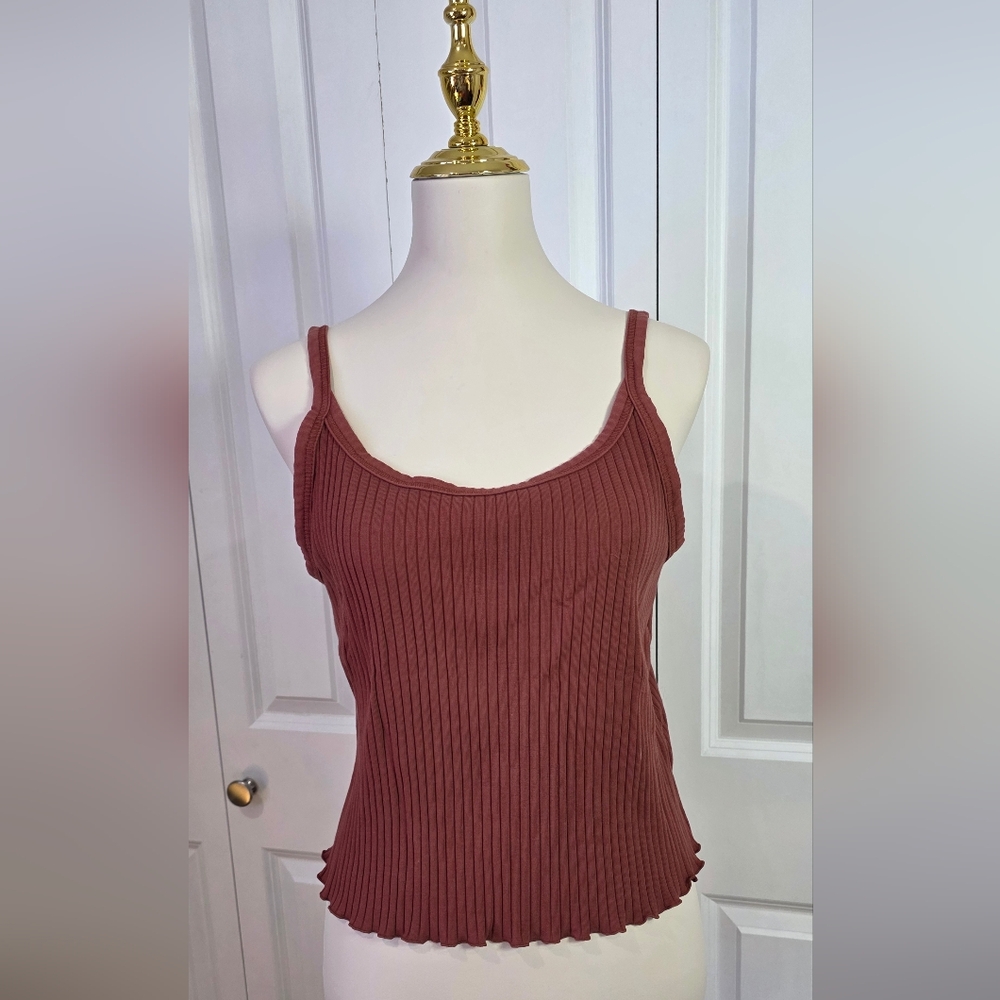 Old Navy ribbed tank top in XL